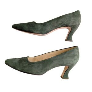 Nine West Vintage 90s Bold Glam Green Leather Suede Unique Curved Heel Pumps